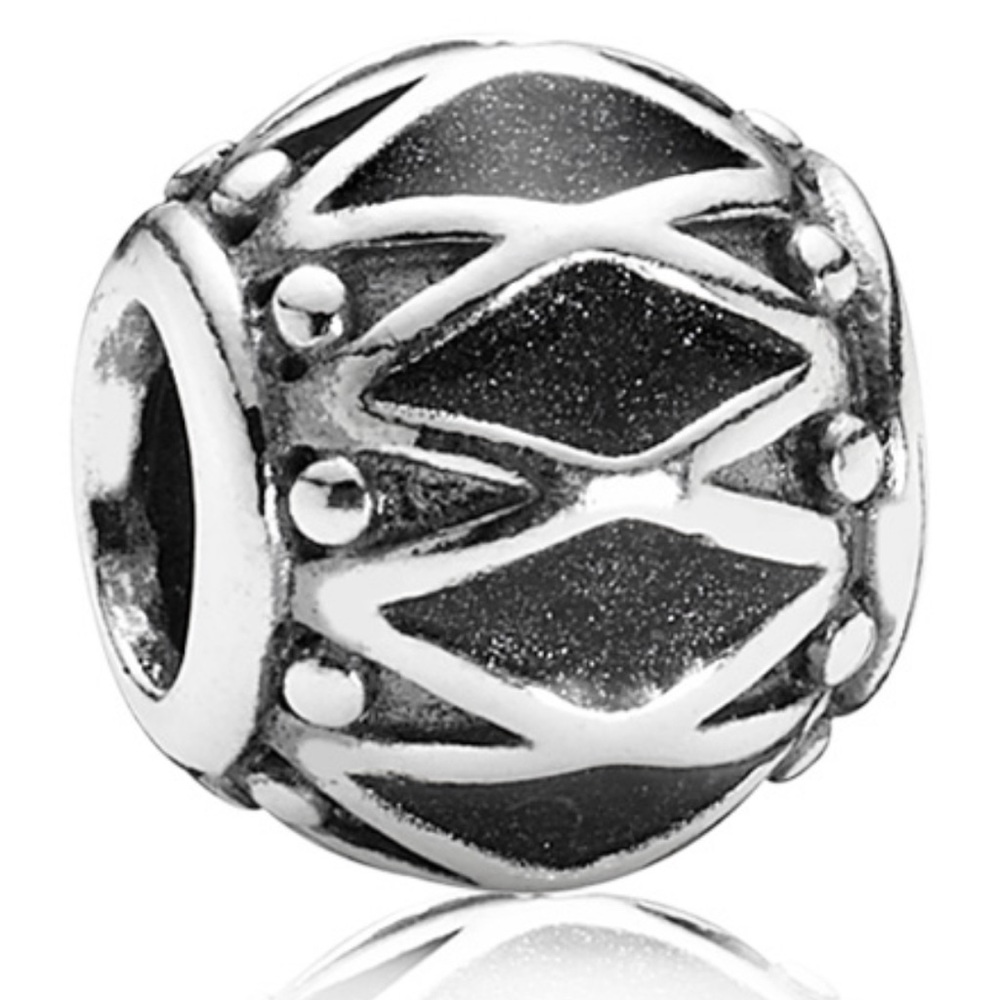 Pandora Life’s Rythm Charm